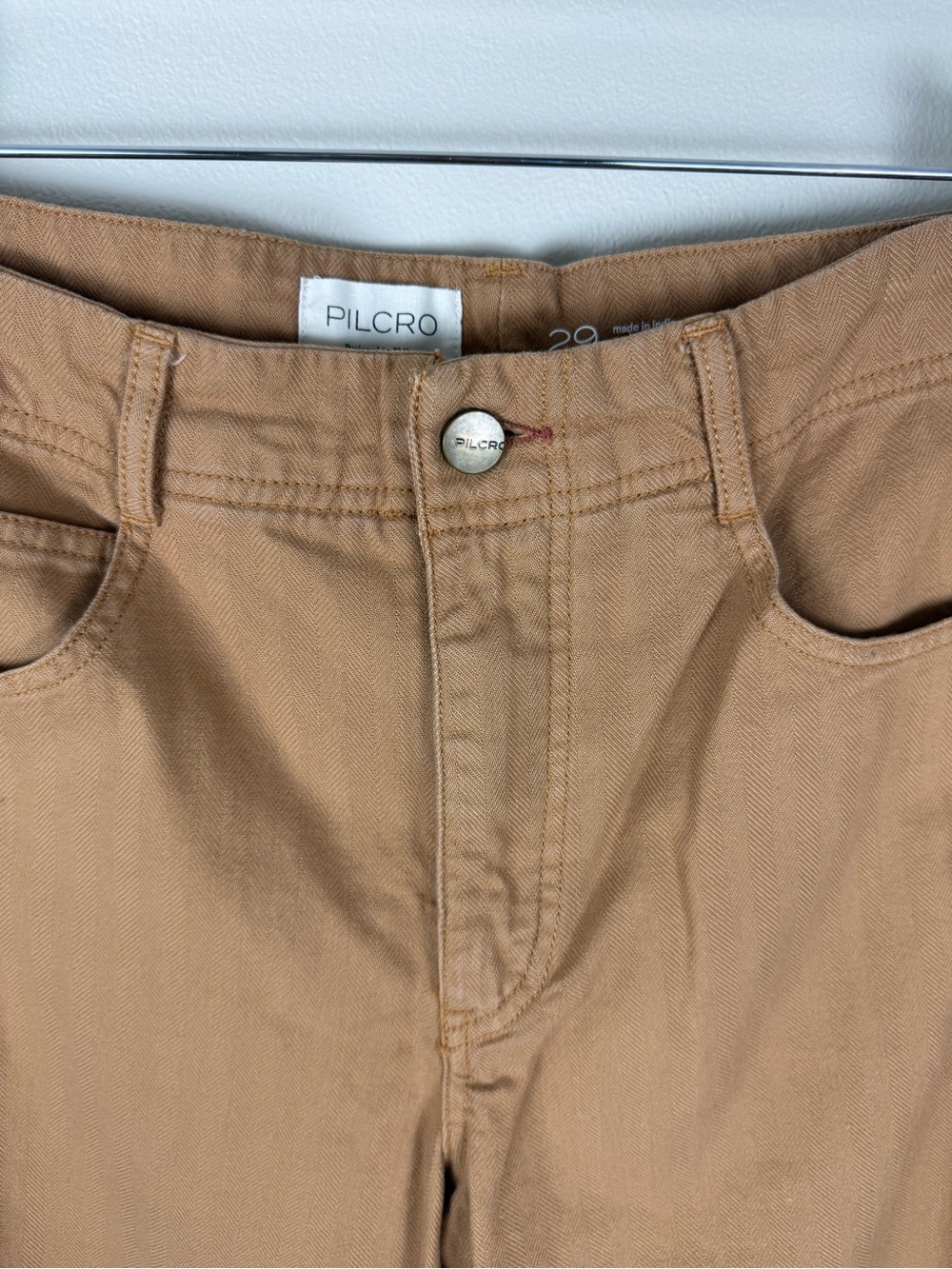 PILCRO Mid-Rise Wide Flare Adi Pants in Cognac - Picture 4 of 9